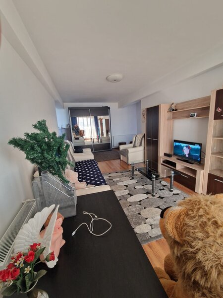 Prelungirea Ghencea, Cartier Latin,